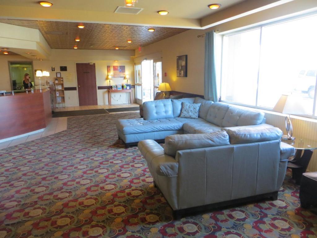 Howard Johnson Grand Forks Esterno foto