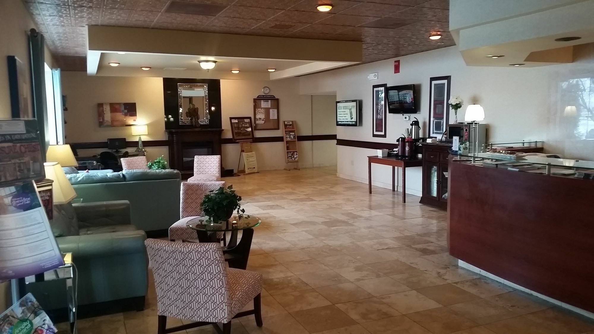 Howard Johnson Grand Forks Esterno foto